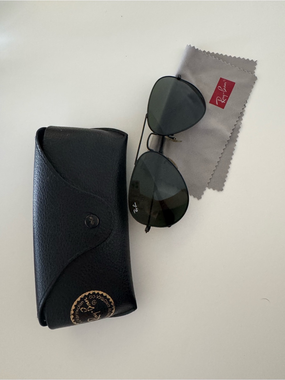 Ray-Ban Black Aviator Sunglasses with Dark Green Lenses